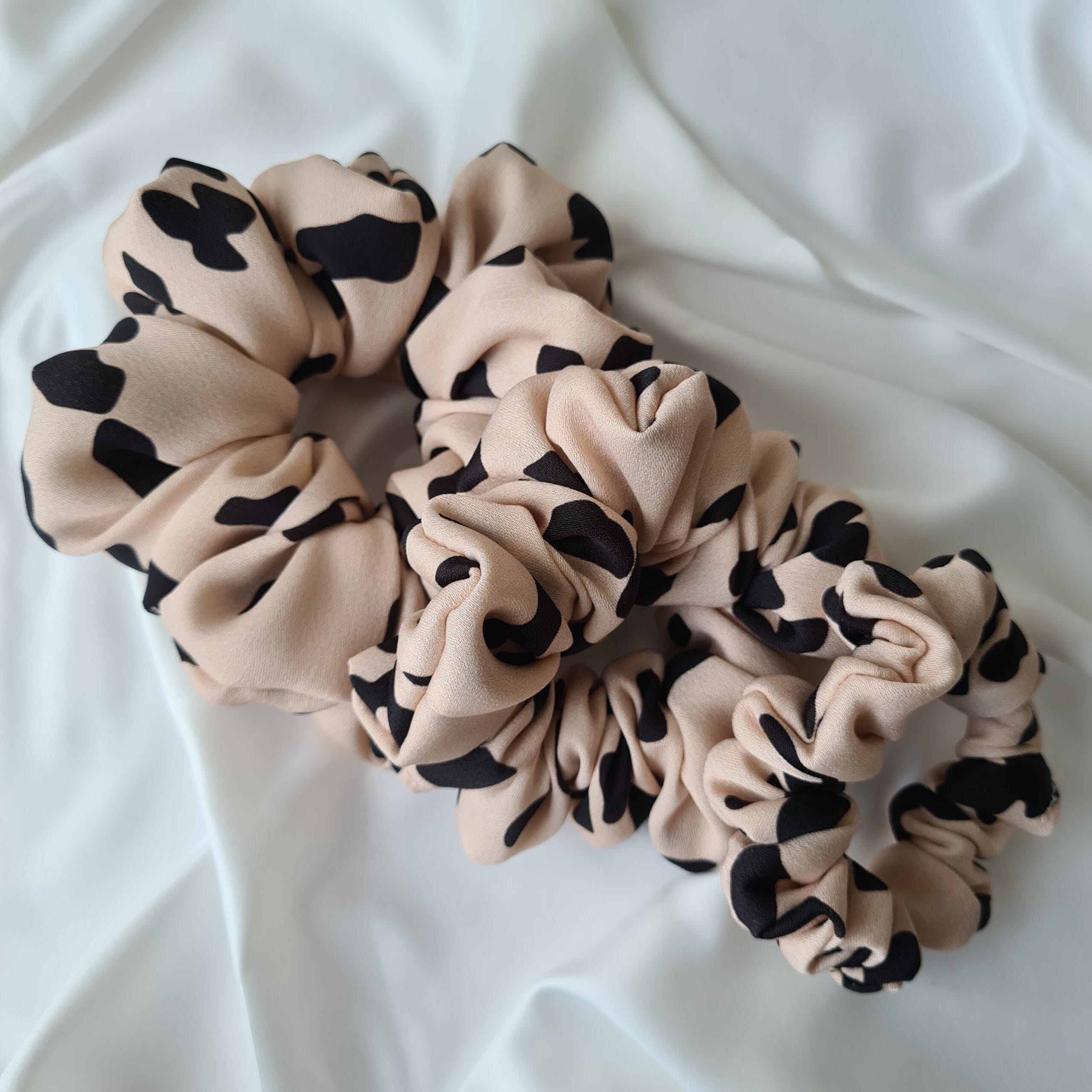 Peachy Cotton Scrunchie - Image 2