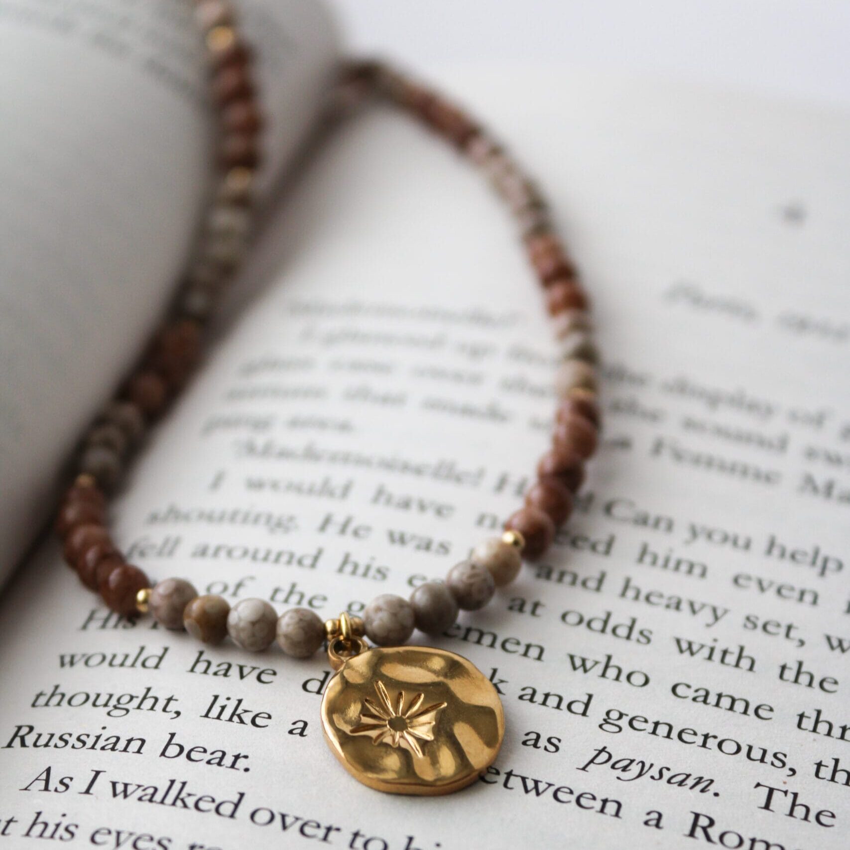Necklece Ivy with Persian Brown Jadeite and Maifan Jade